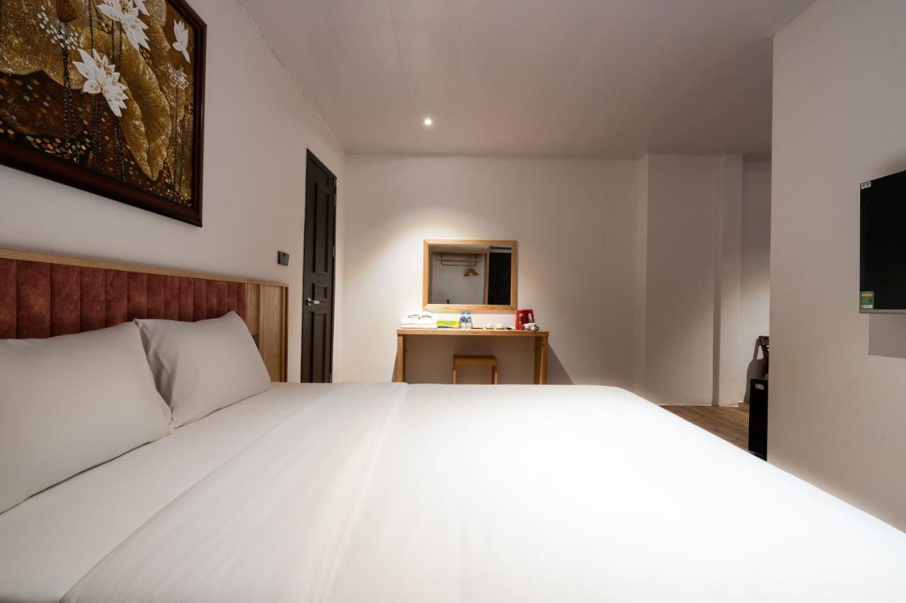 Haven Hut Hotel Хошимин Экстерьер фото